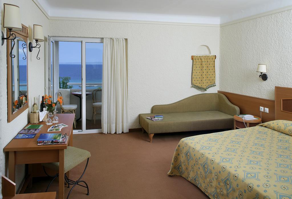 Ghotels Athos Palace Kallithea  Habitación foto
